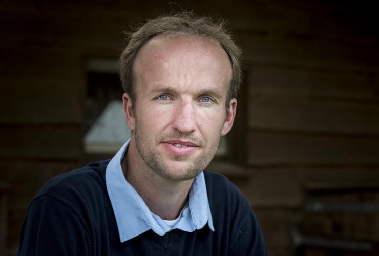 Boer Ronald kijkt in de lens