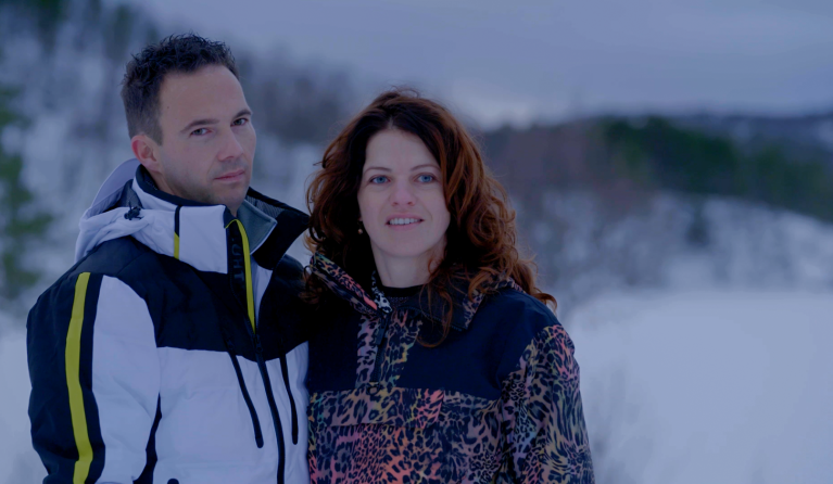 John en Eileen in de sneeuw
