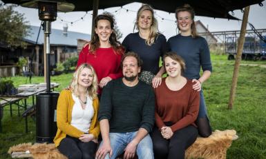 Boer Jan met 5 dates